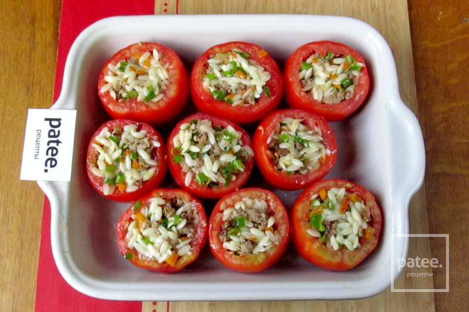 Запечённые помидоры со свининой и орзо - Шаг 13