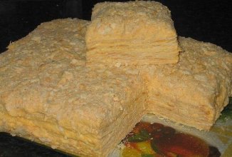 Торт "Наполеон" из быстрого слоёного теста на сметане