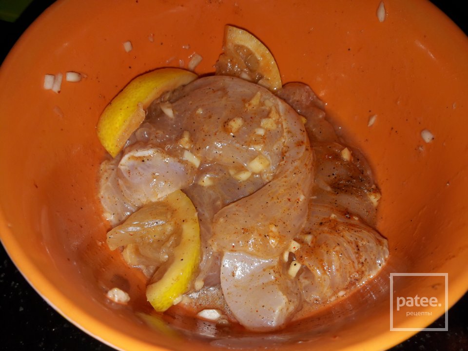 Сандвичи с вкусной курочкой - Шаг 1