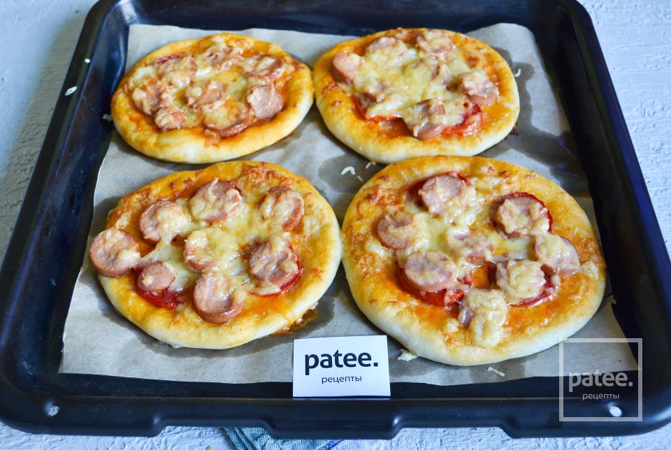 Мини-пицца с сосисками и помидорами - Шаг 18