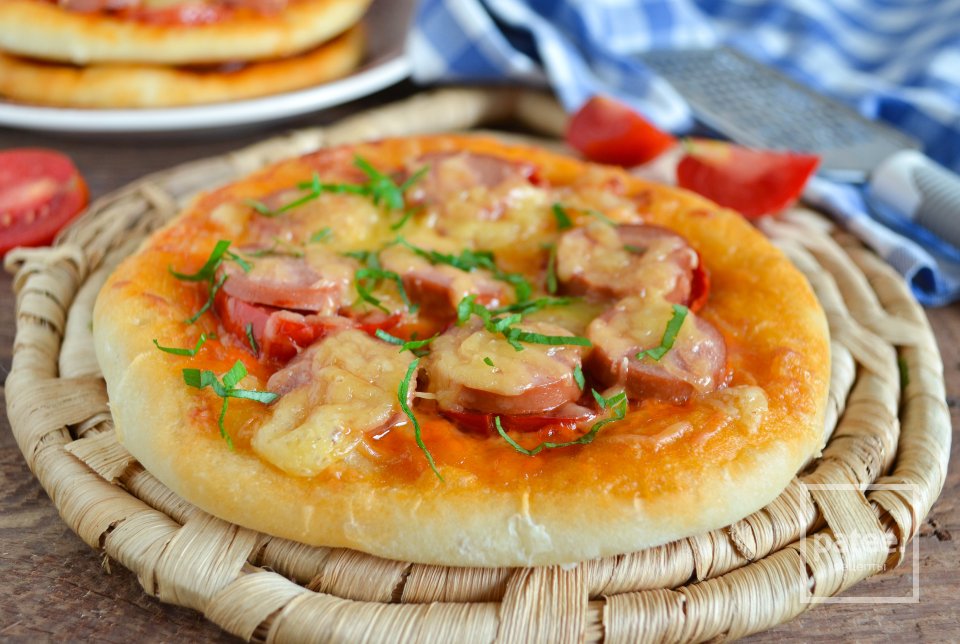 Мини-пицца с сосисками и помидорами - Шаг 20