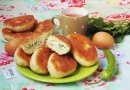Жареные пирожки со щавелем и яйцом