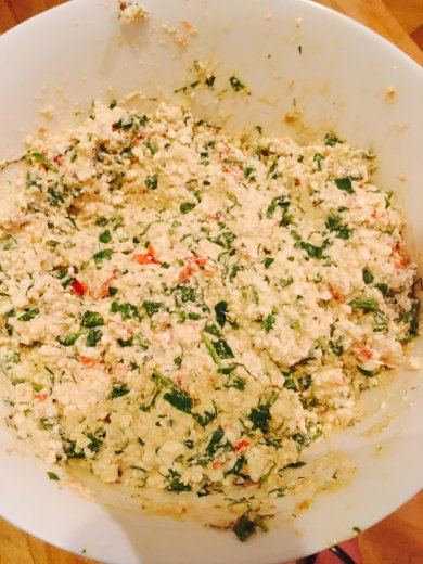 Пикантные творожники со шпинатом - Шаг 8