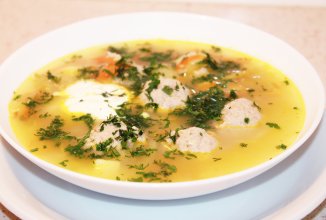 Рассольник с пшеном и фрикадельками