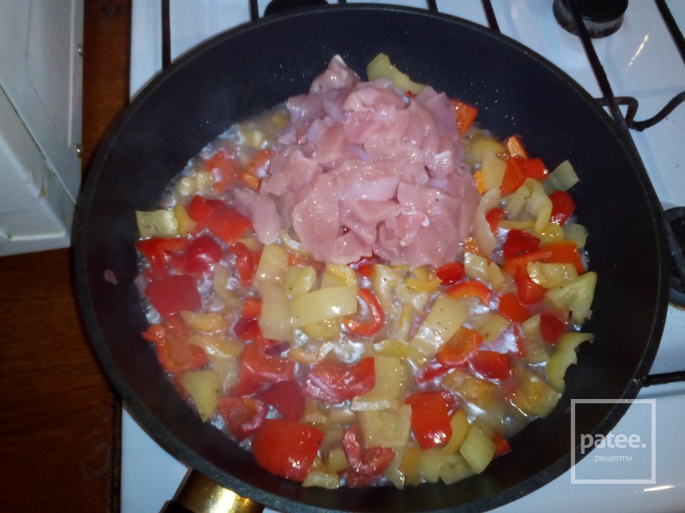 Тушоная курица с овощами - Шаг 6