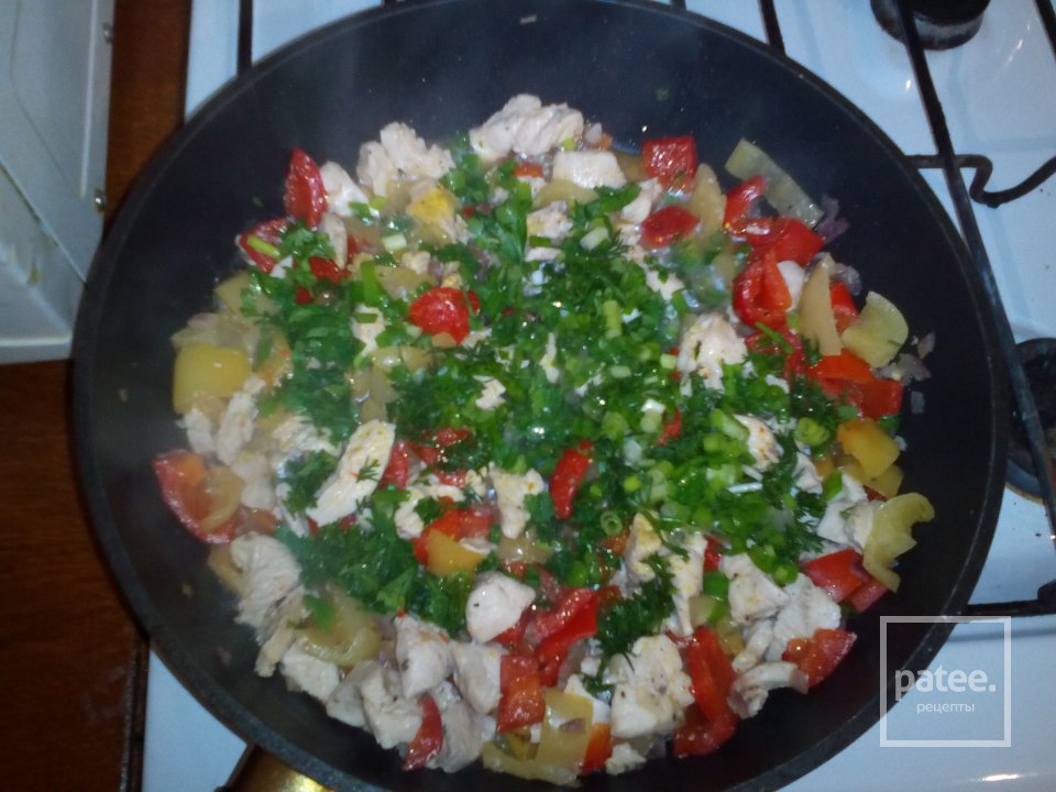 Тушоная курица с овощами - Шаг 7