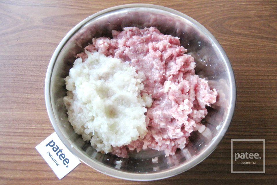 Колбаски из свинины и курицы - Шаг 3