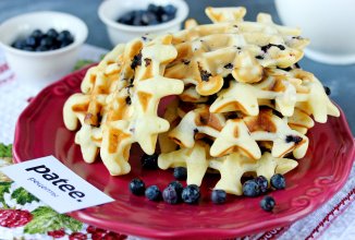 Вафли с черникой