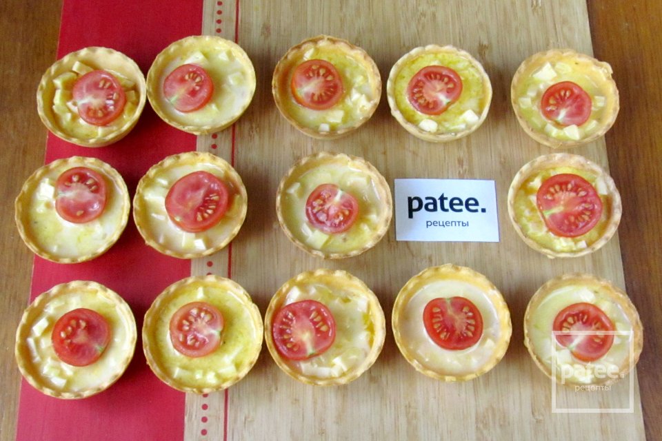 Тарталетки с сыром и помидорами - Шаг 9