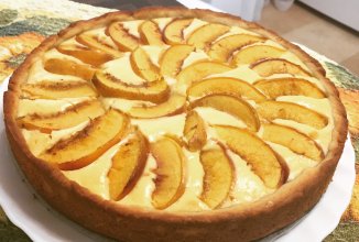 Тарт с кремом и абрикотинами