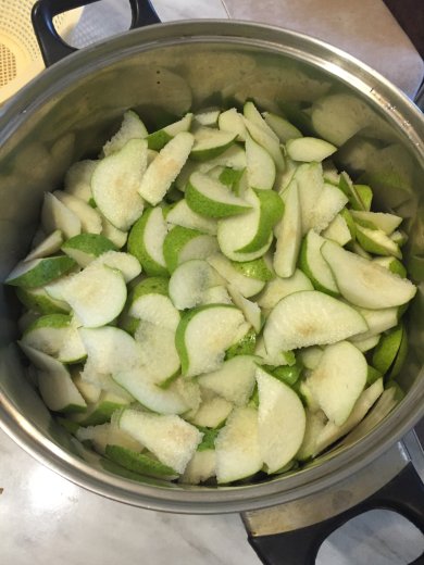 Грушевое варенье с лимоном - Шаг 1