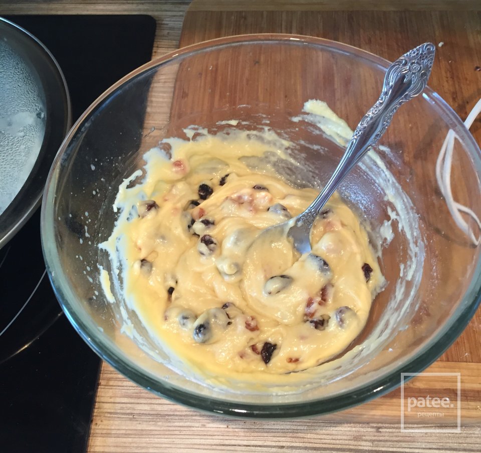 Кексы с изюмом и курагой - Шаг 1