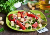 Салат с помидорами и брынзой