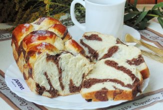 Сдобная плетенка с какао