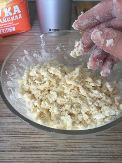 Яблочная крошка с творогом - Шаг 3