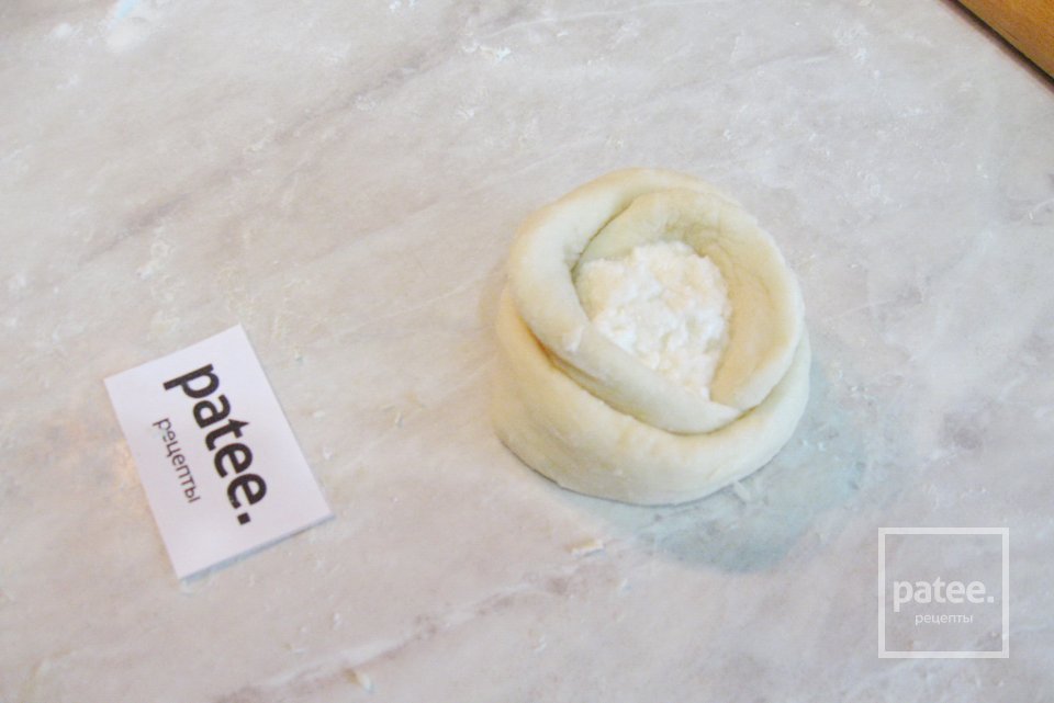 Булочки с творогом - Шаг 10