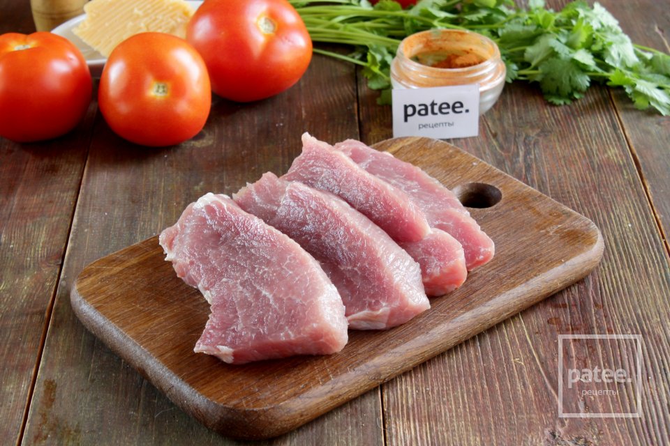 Свинина, тушенная с помидорами - Шаг 2