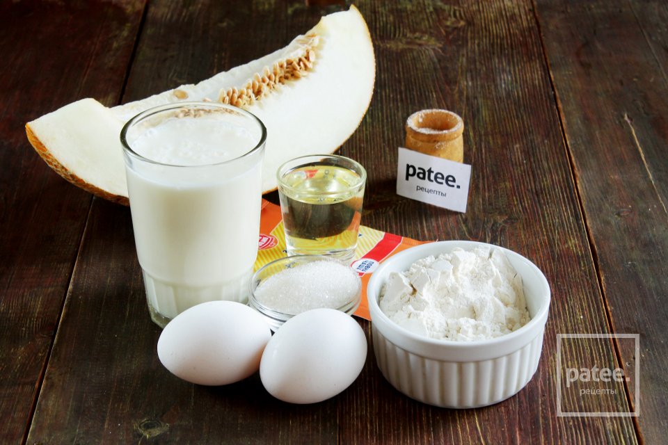 Оладьи с дыней - Шаг 1