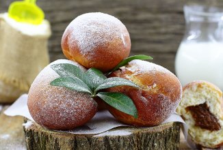 Пончики со сгущёнкой