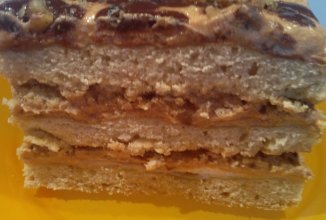 Торт "Воздушный сникерс" с вкусным кремом.