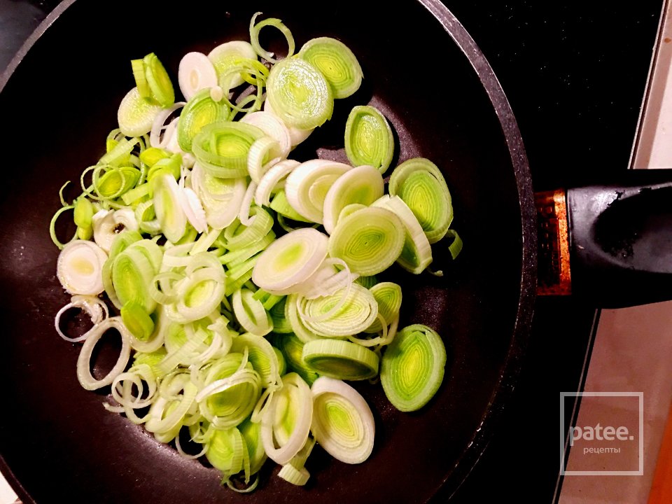 Паста фарфалле в сливочном соусе с курочкой. 😋🍝 - Шаг 3