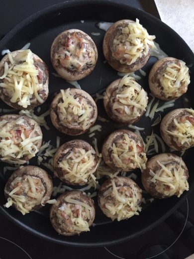 Фаршированные шампиньоны - Шаг 7