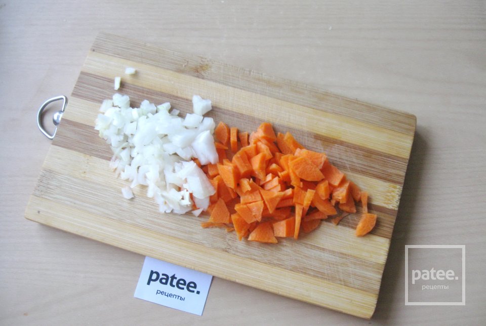 Куриные желудки с баклажаном в соусе - Шаг 4