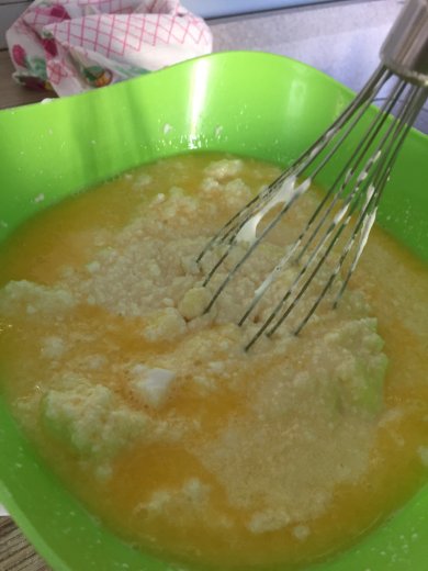 Самая вкусная творожная запеканка - Шаг 1