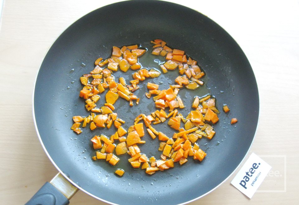 Куриная грудка с кабачками в сливочном соусе - Шаг 4