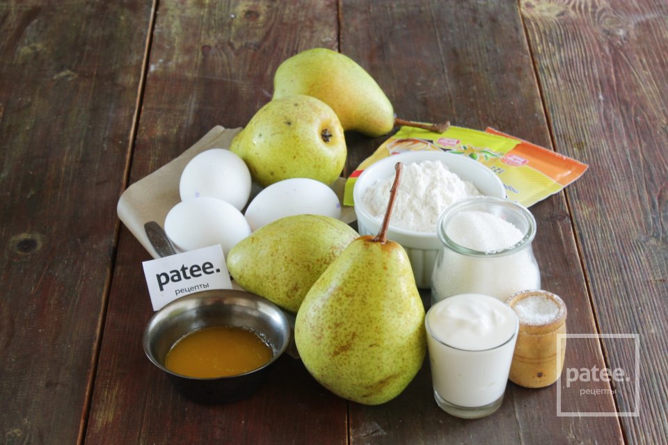 Быстрый пирог с грушами - Шаг 1