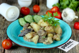 Тушеная картошка с печенью в мультиварке