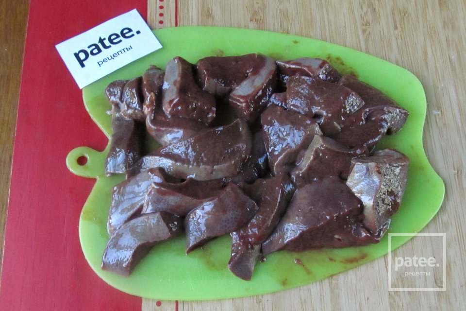 Тушеная картошка с печенью в мультиварке - Шаг 2