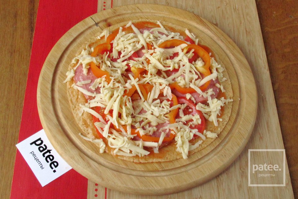 Пицца на тортилье - Шаг 8