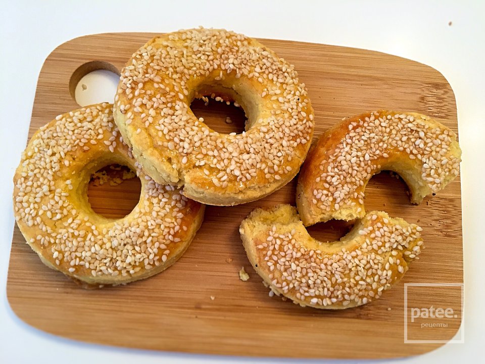 Песочные бублики с кунжутом - Шаг 1