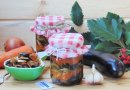 Салат из баклажанов с морковью и луком на зиму