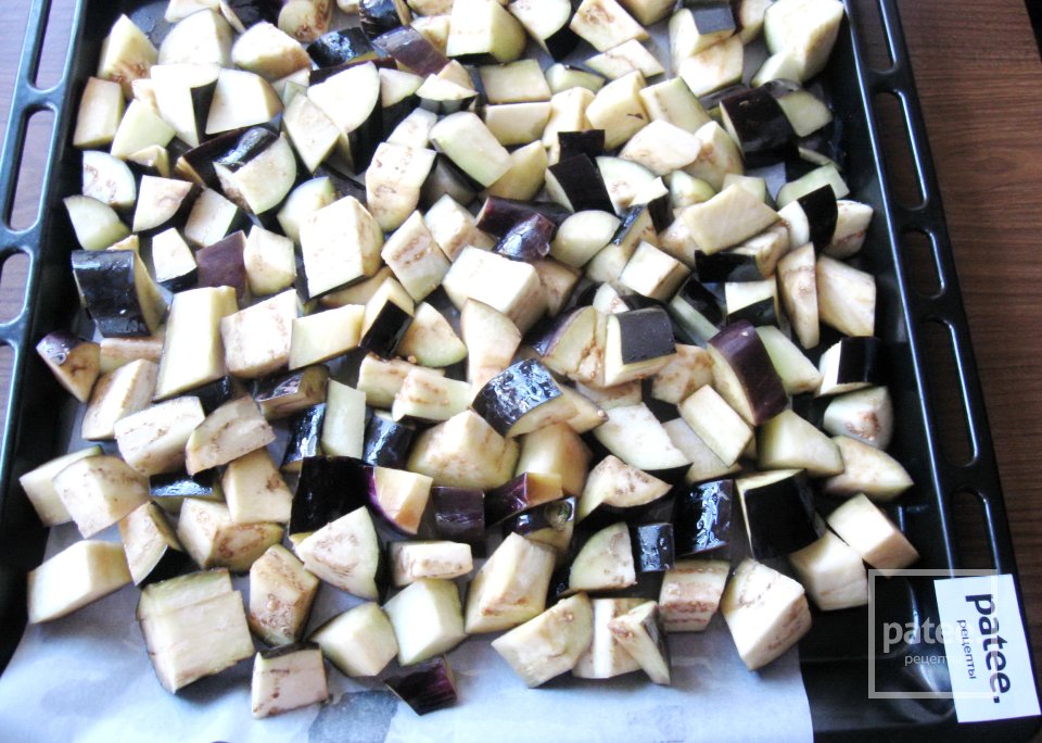 Салат из баклажанов с морковью и луком на зиму - Шаг 5