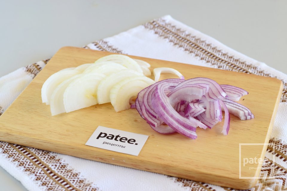 Тарт с карамелизированным луком и шампиньонами - Шаг 2