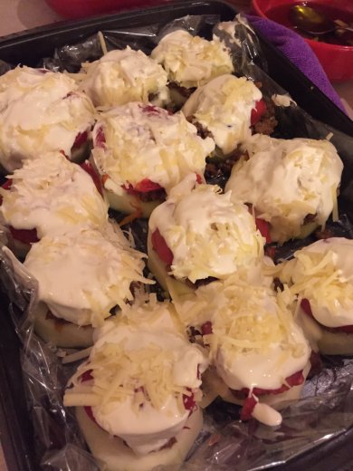 Кабачки с фаршем в духовке - Шаг 4