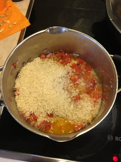 Томатное ризотто с сыром🧀 - Шаг 3