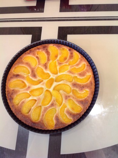 Творожная запеканка с персиками - Шаг 1