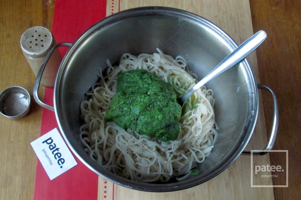 Спагетти с брокколи и петрушкой - Шаг 10
