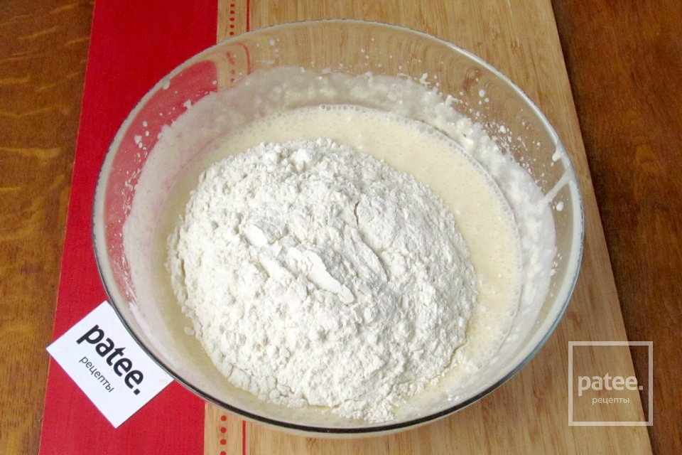 Ванильные маффины на кефире - Шаг 8