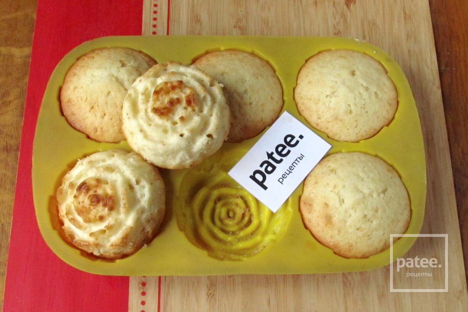 Ванильные маффины на кефире - Шаг 11