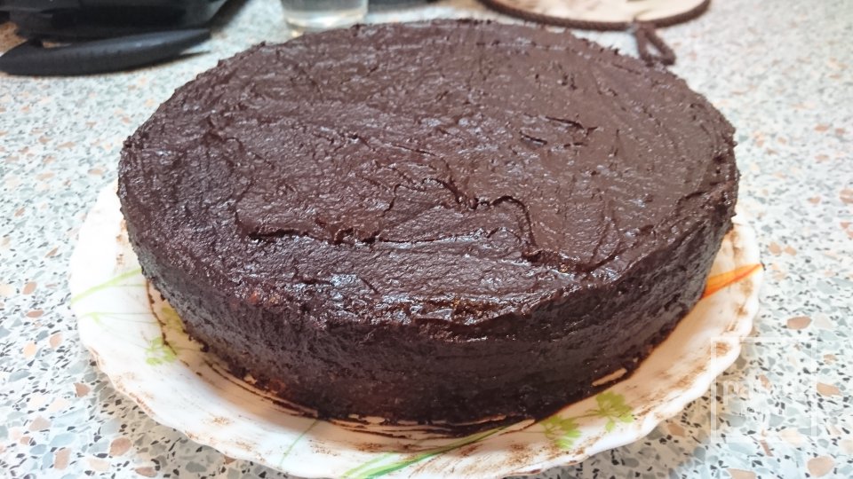 Лимонный бисквит в мультиварке со сметанным кремом и глянцевой шоколадной глазурью - Шаг 9