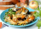 Рыба с луком и морковью в сметане