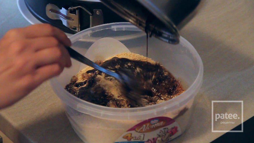 Торт без выпечки "Конфетти" - Шаг 7