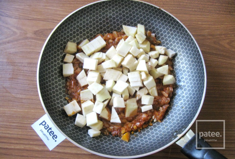 Солянка мясная с баклажанами - Шаг 7