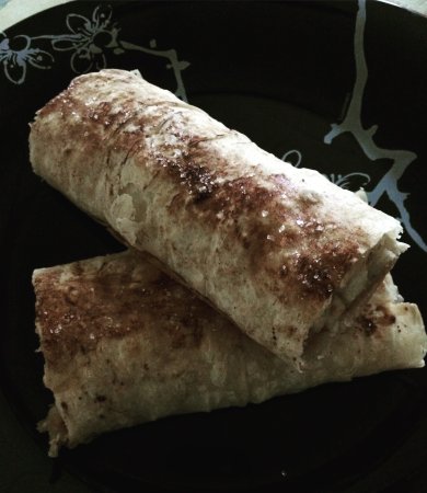 Яблочный рулет в лаваше