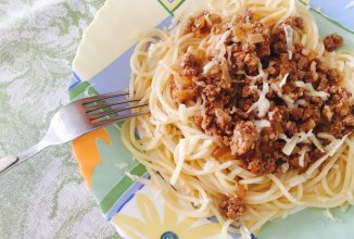 Спагетти с мясным соусом