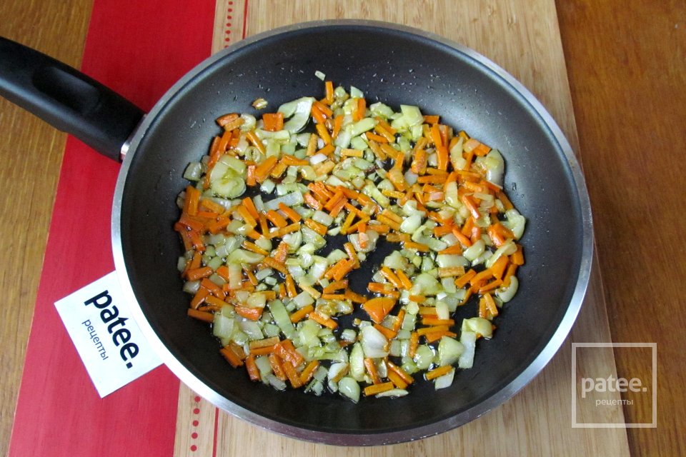 Солянка с копчёностями, свежими помидорами и каперсами - Шаг 6